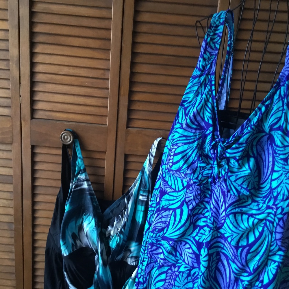 2 WOMENS SWIM  DRESSES  SIZE 34W DELTA BURKE & SUITS FOR ALL UNUSED